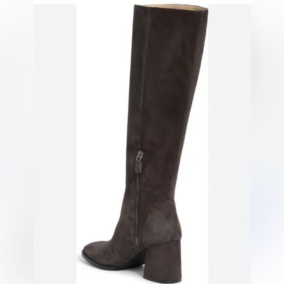 Stuart Weitzman suede knee high Nola boots - Picture 2 of 6